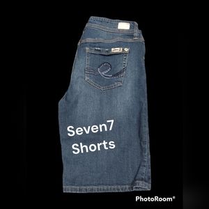 Seven7 Jean Shorts Women's Size 8
